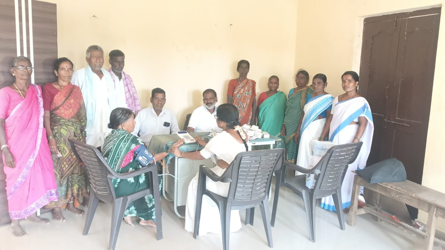 ఆరోగ్య శిబిరాలను సద్వినియోగం చేసుకోవాలి: పీరంపల్లి సర్పంచ్ గడ్డం వెంకటయ్య