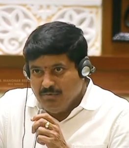 మెరుగైన రవాణా సౌకర్యాలు అందించడమే లక్ష్యం... ఎమ్మెల్యే మనోహర్ రెడ్డి 