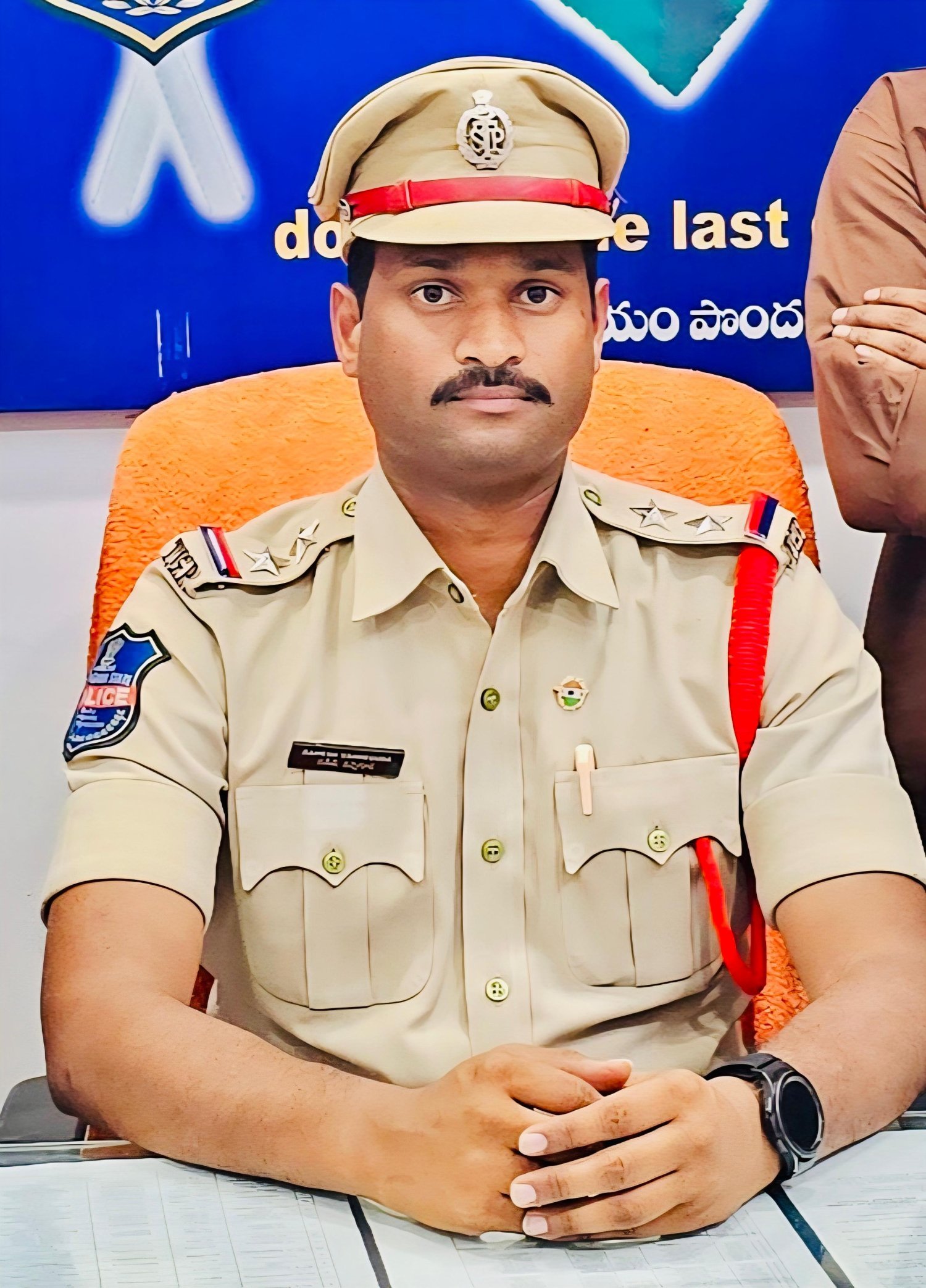 సైబర్ నేరాల పట్ల అప్రమత్తంగా ఉండాలి :- కుల్కచర్ల ఎస్ఐ రమేష్ కుమార్
