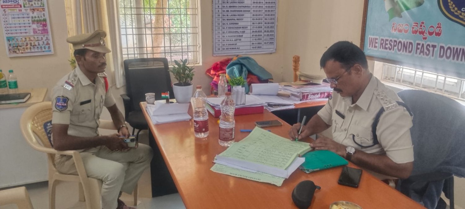 రాష్ట్ర సరిహద్దుల్లో గట్టి ఏర్పాటు చేయండి తాండూరు డిఎస్పి నర్సింగ్ యాదవ్ 