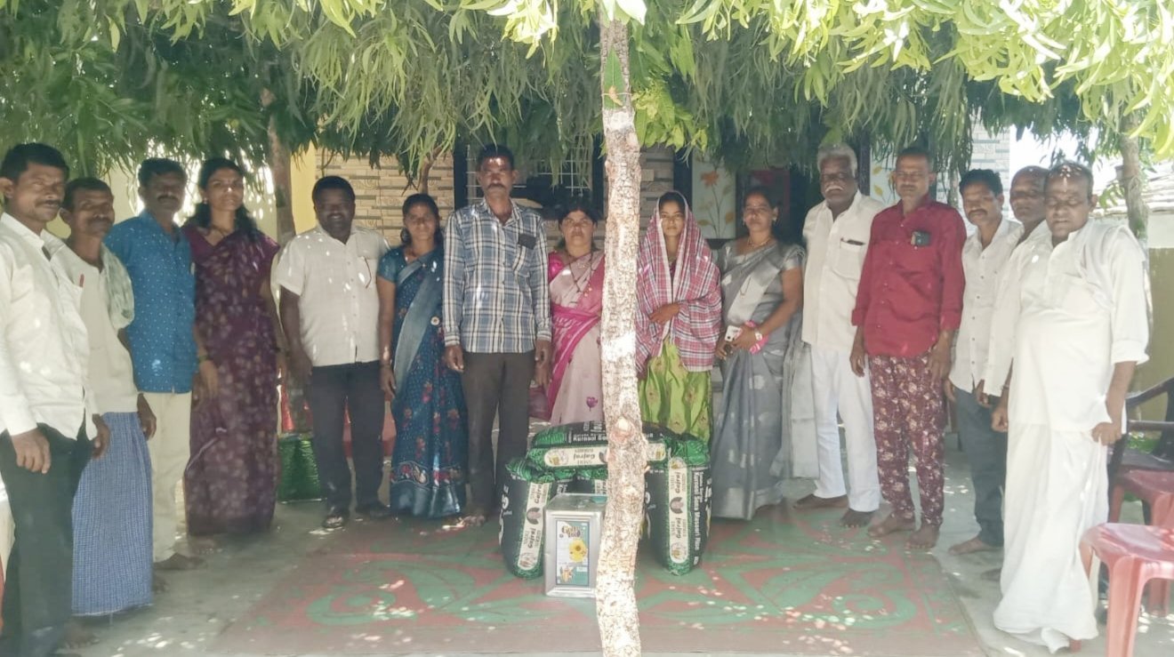 గిరిజన ఆడబిడ్డల పెళ్ళిళ్లకు అండగా ఉంటా    పటేల్ చెరువు తండా సర్పంచ్ శాంతి తుల్సిరాం నాయక్