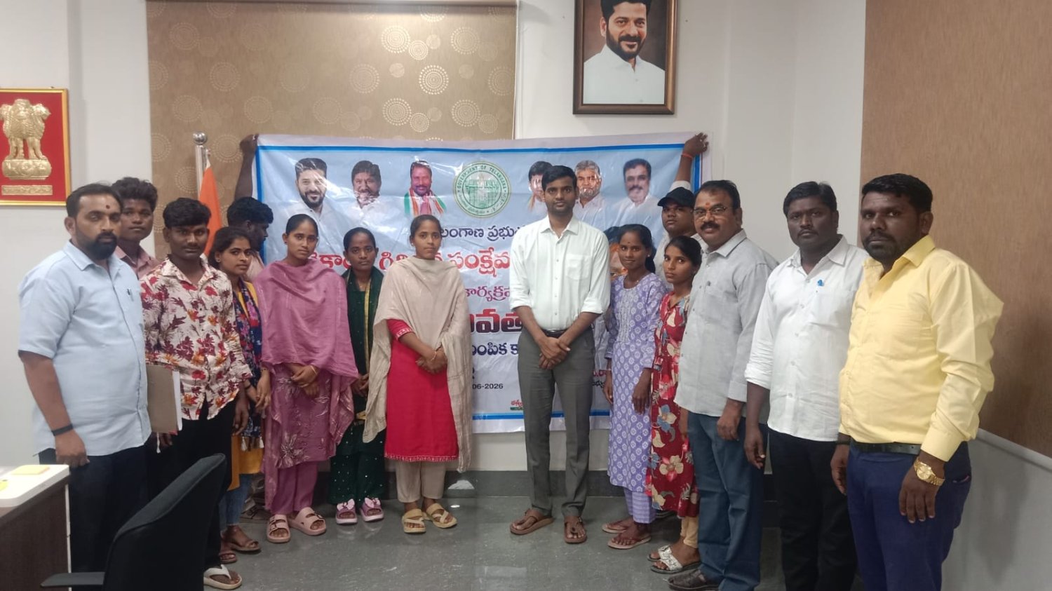 నైపుణ్యాభివృద్ధి శిక్షణ కార్యక్రమాలను గిరిజన యువతి,యువకులు సద్వినియోగం చేసుకోవాలి..:-  అడిషనల్ కలెక్టర్ ఉమాశంకర్ ప్రసాద్