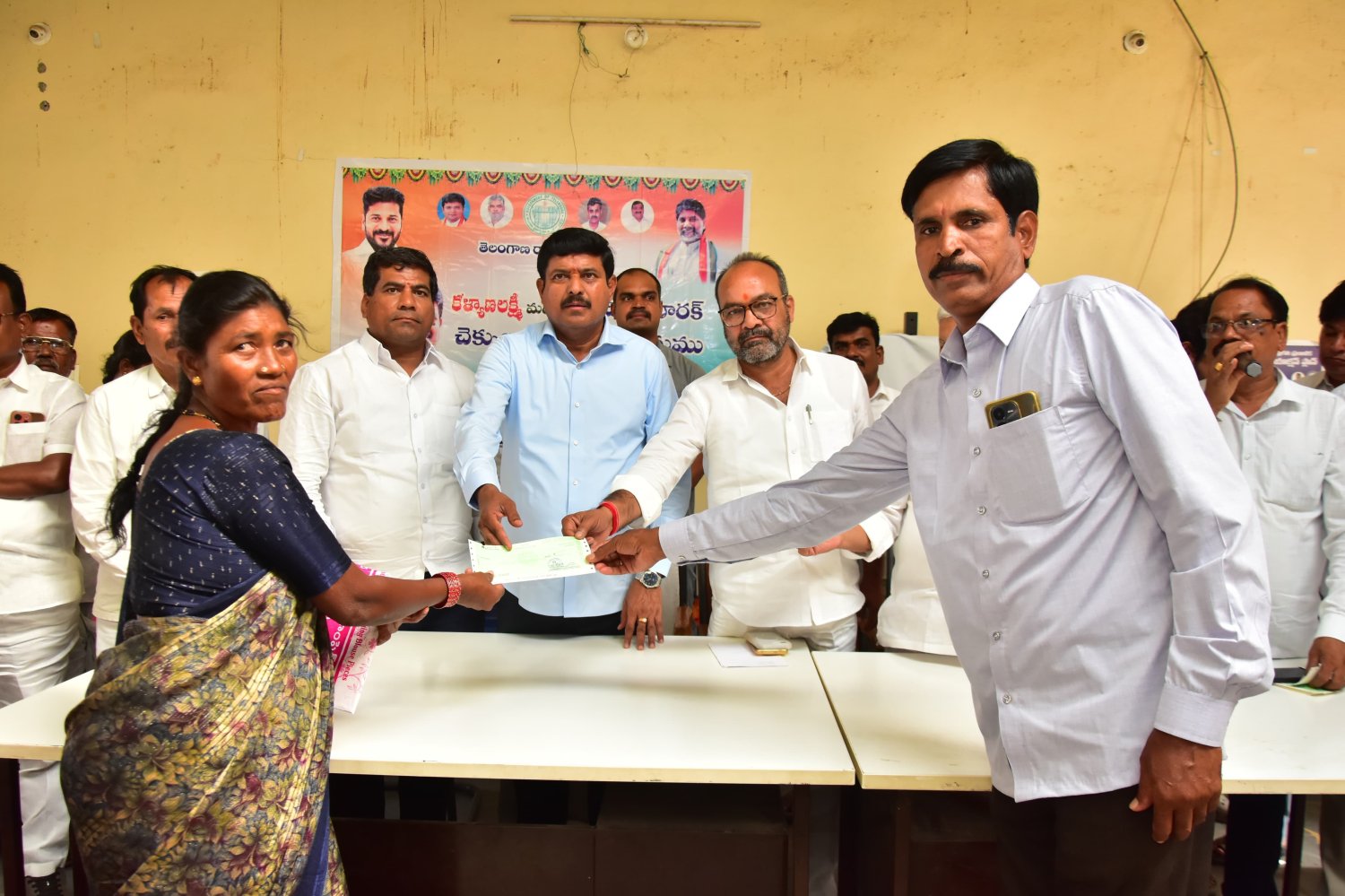 పేదింటి ఆడబిడ్డల వివాహానికి ప్రభుత్వం అండ