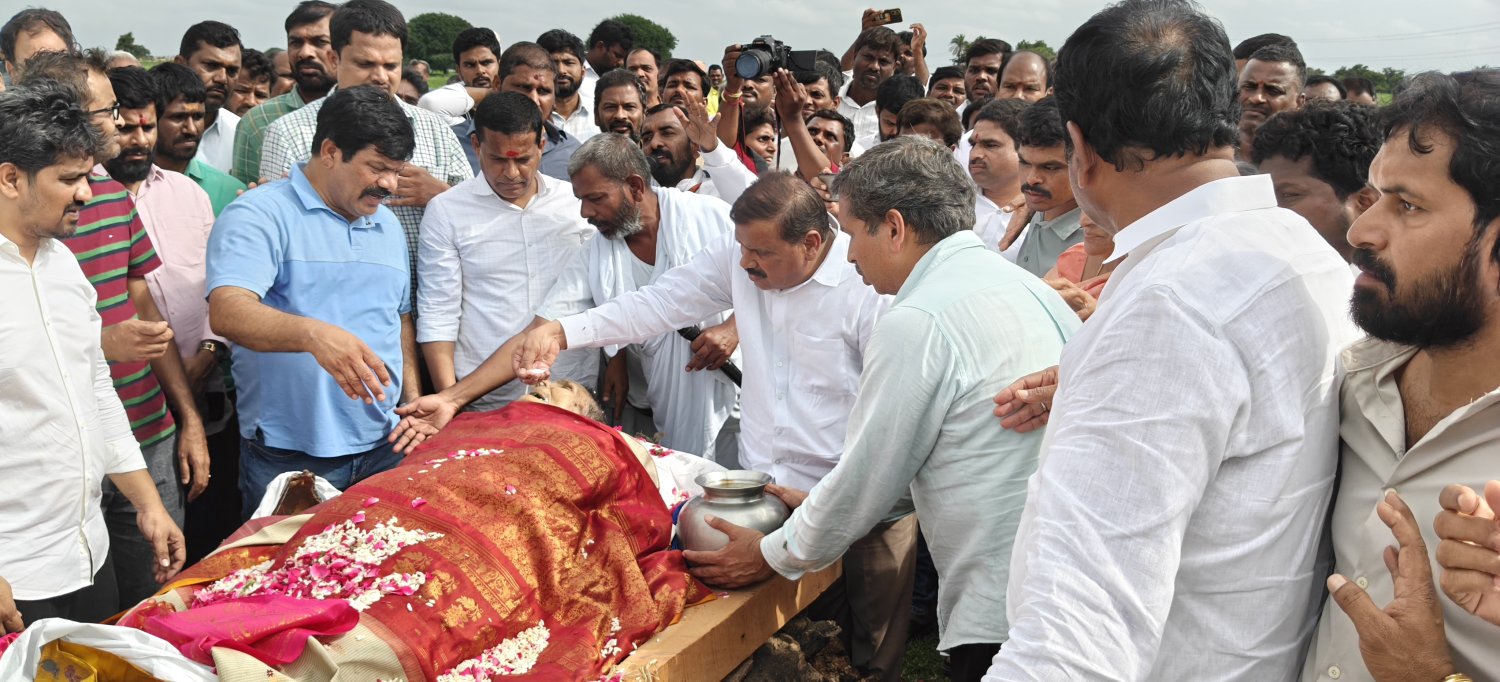 మాతృమూర్తి కీ.శే. రుక్కమ్మ కి కన్నీటి వీడ్కోలు.