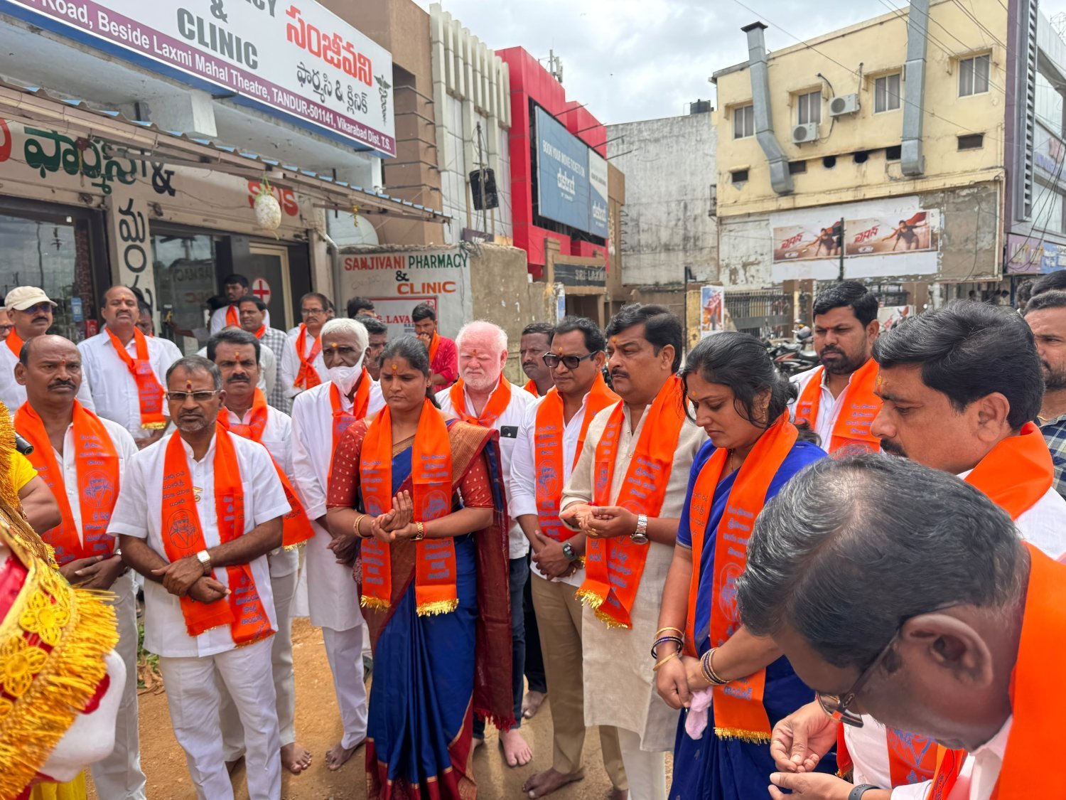 ఘనంగా శ్రీ సాయిబాబా వారి పల్లకి ఊరేగింపు