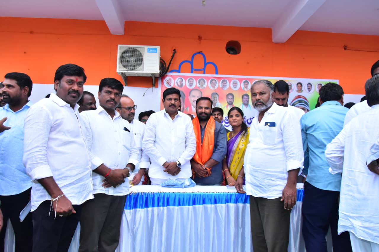 నియోజకవర్గ కాంగ్రెస్ పార్టీ సోషల్ మీడియా కన్వీనర్‌గా గాజుల మన్నన్ నియామకం
