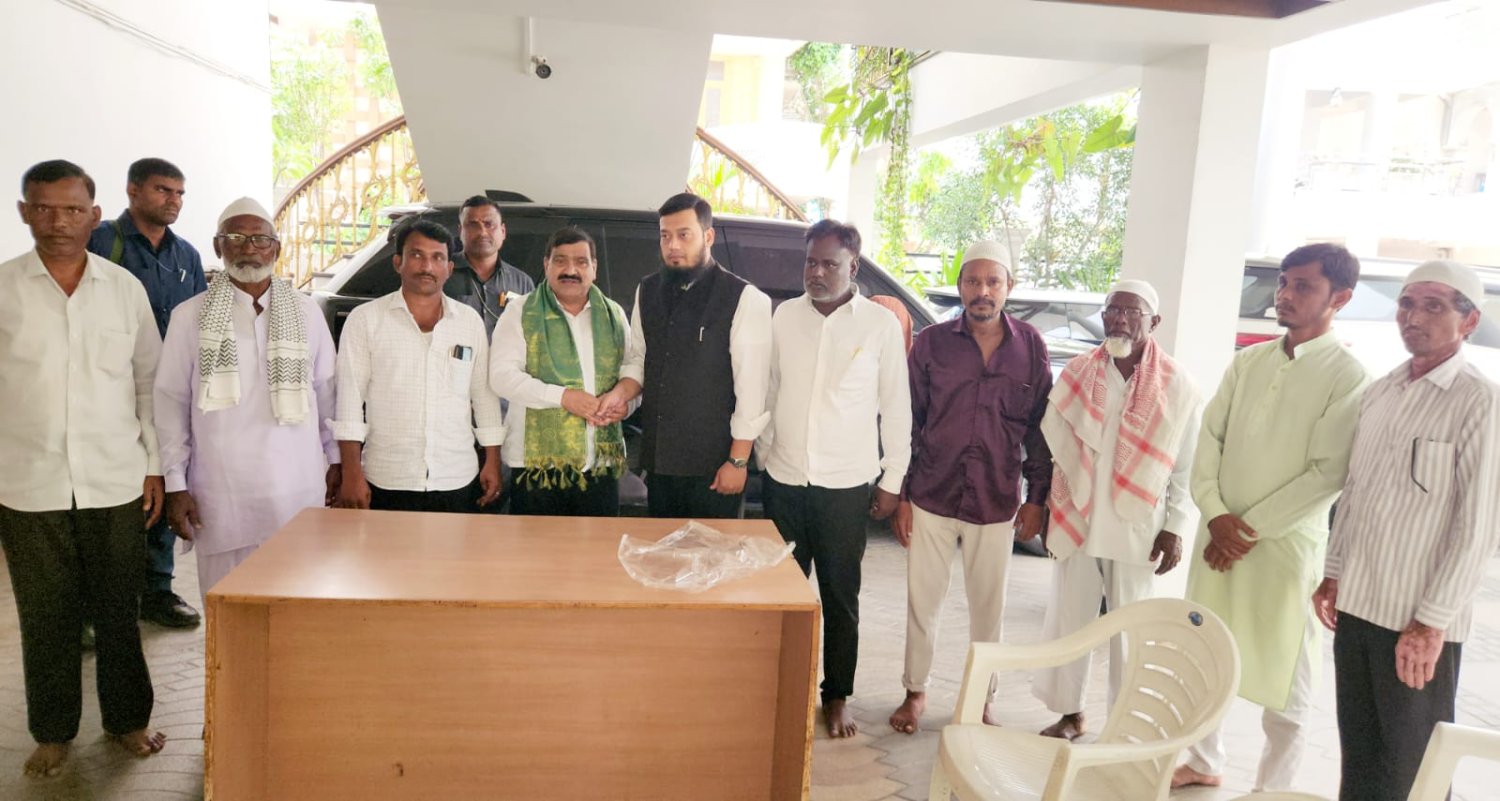 దర్గా అభివృద్ధికి మౌలిక వసతులు కల్పించాలి