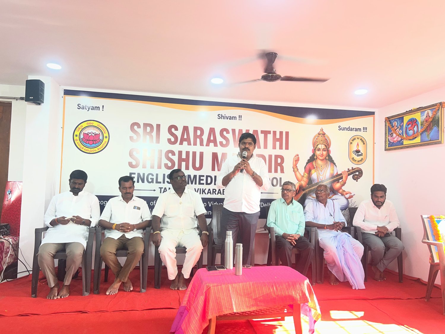 విద్యార్థులే రేపటి భవిష్యత్ భారత నిర్మాతలు