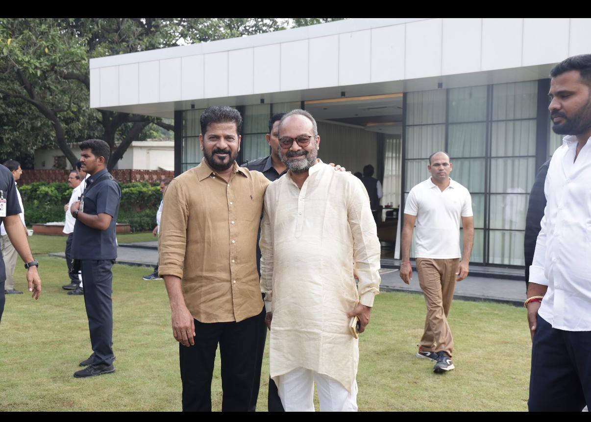 ఢిల్లీలో సీఎం రేవంత్ రెడ్డితో డీసీసీ అధ్యక్షుడు జాదవ్ ధారాసింగ్ నాయక్ భేటీ